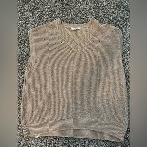 Brown oversized sweater vest